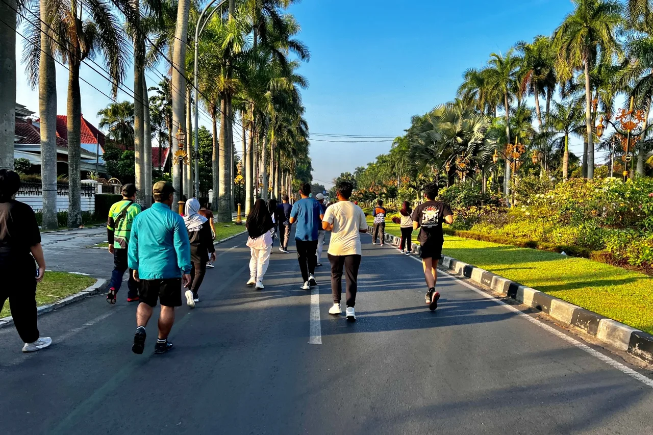 Rute Ikonik di Kota dan Cerita yang Tumbuh Bersamanya